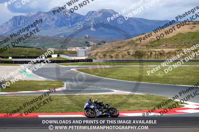 cadwell no limits trackday;cadwell park;cadwell park photographs;cadwell trackday photographs;enduro digital images;event digital images;eventdigitalimages;navarra;no limits trackdays;peter wileman photography;racing digital images;trackday digital images;trackday photos